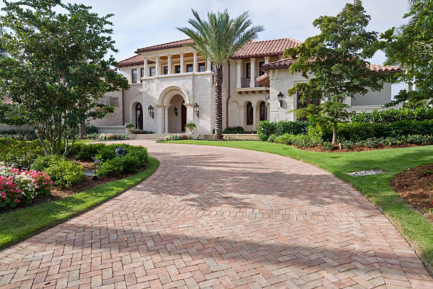 Best Interlocking Driveway Pavers  in Town N Country, FL
